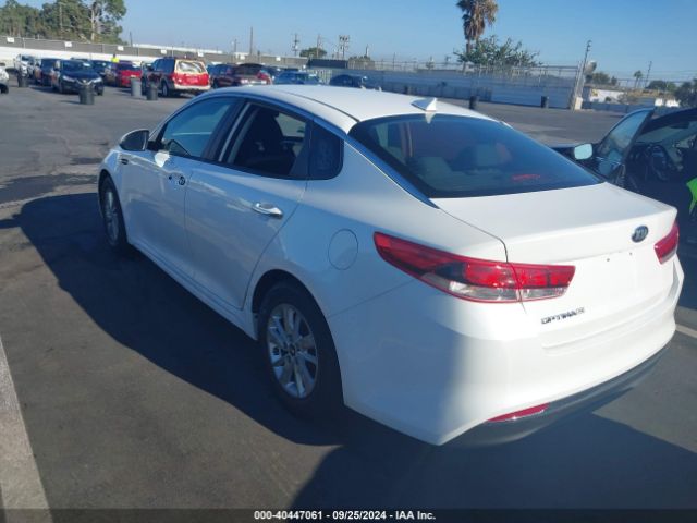 Photo 2 VIN: 5XXGT4L32GG003798 - KIA OPTIMA 