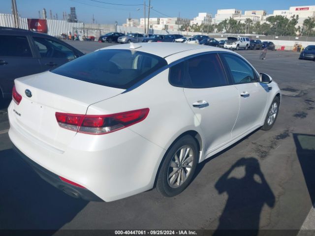 Photo 3 VIN: 5XXGT4L32GG003798 - KIA OPTIMA 