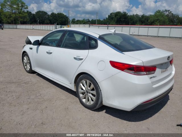 Photo 2 VIN: 5XXGT4L32GG009309 - KIA OPTIMA 