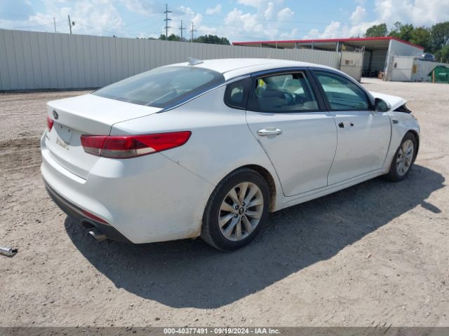 Photo 3 VIN: 5XXGT4L32GG009309 - KIA OPTIMA 