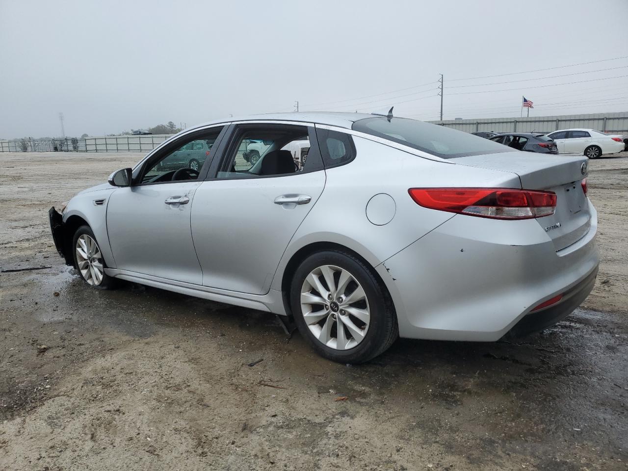 Photo 1 VIN: 5XXGT4L32GG037613 - KIA OPTIMA 