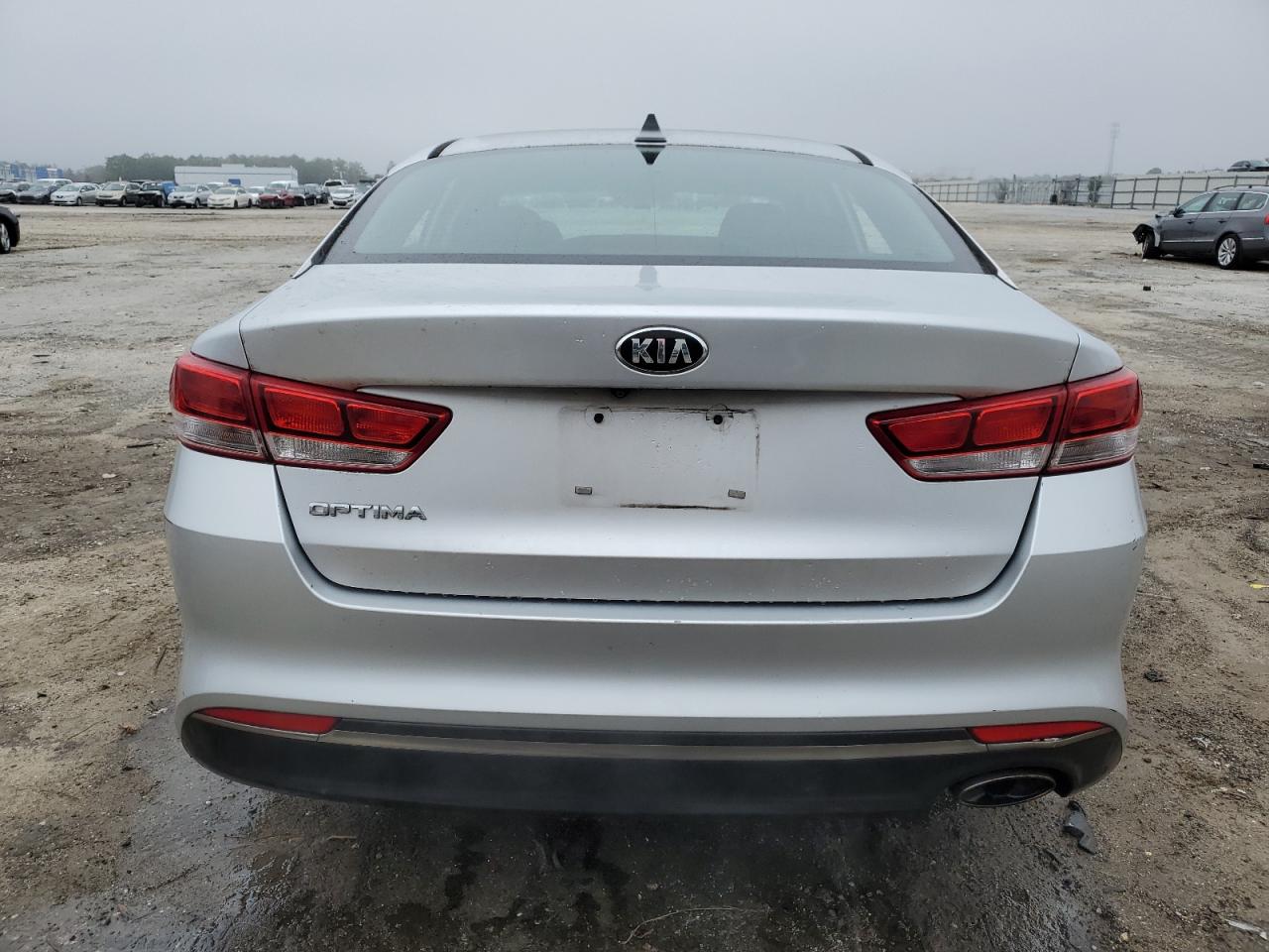 Photo 5 VIN: 5XXGT4L32GG037613 - KIA OPTIMA 