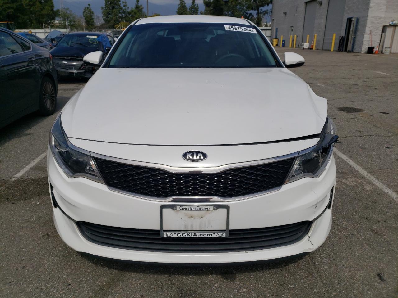 Photo 4 VIN: 5XXGT4L32GG061331 - KIA OPTIMA 