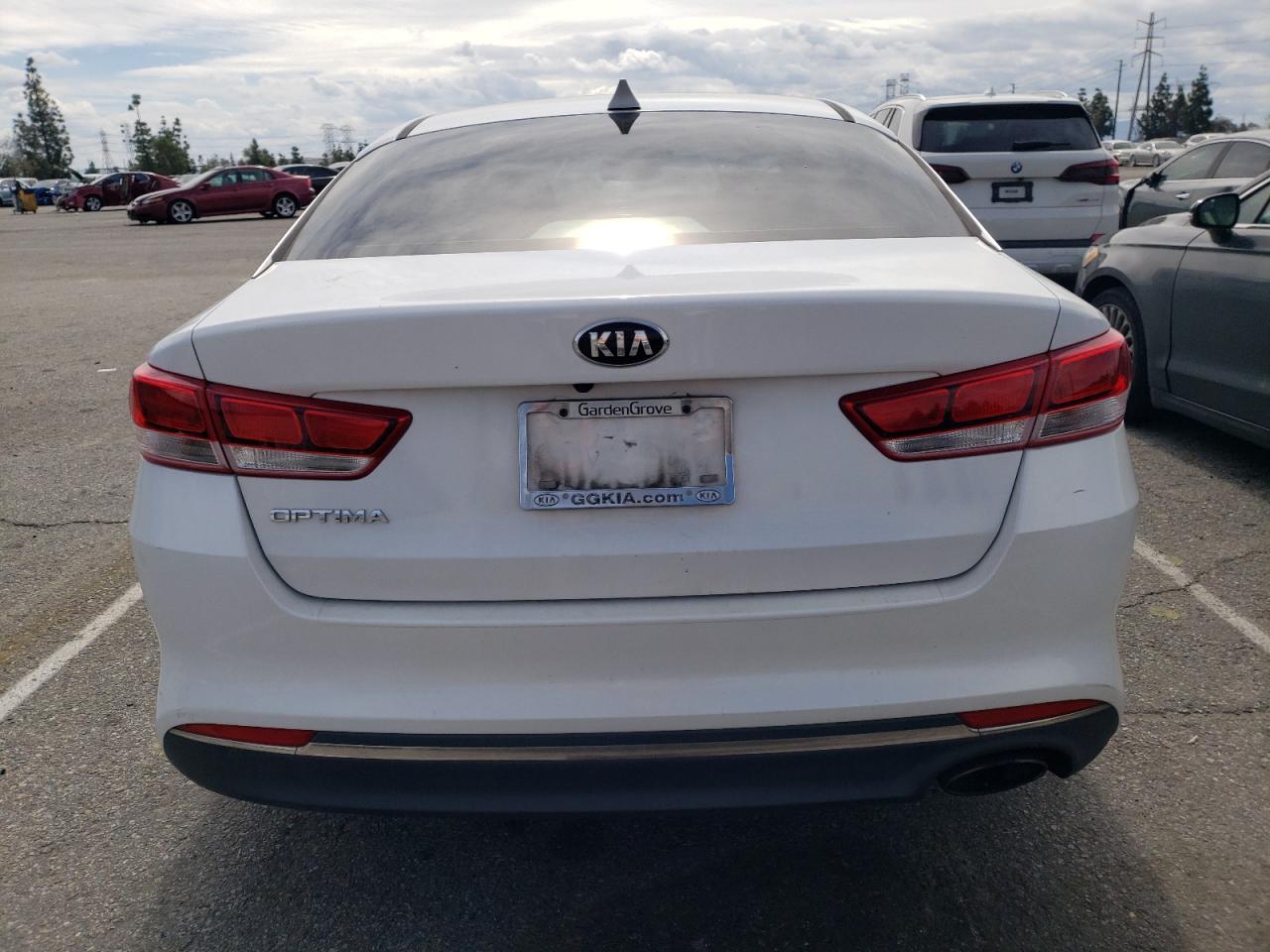 Photo 5 VIN: 5XXGT4L32GG061331 - KIA OPTIMA 