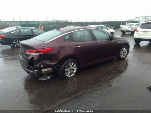 Photo 3 VIN: 5XXGT4L32GG093552 - KIA OPTIMA 