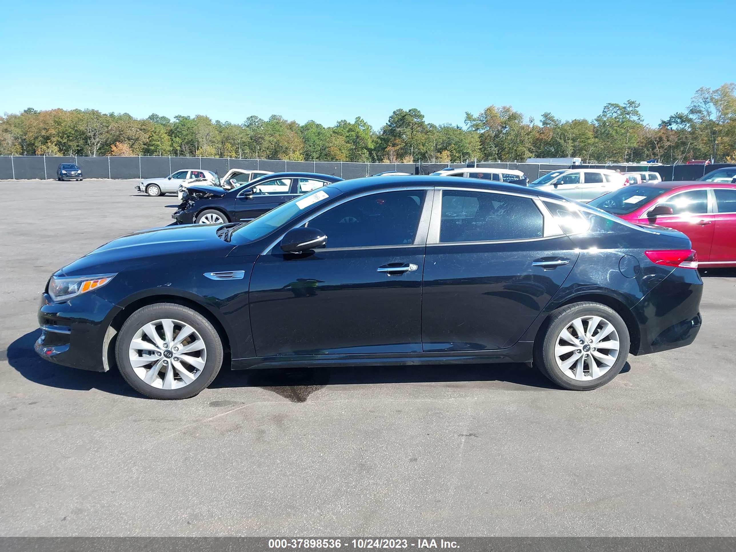 Photo 13 VIN: 5XXGT4L32HG123859 - KIA OPTIMA 