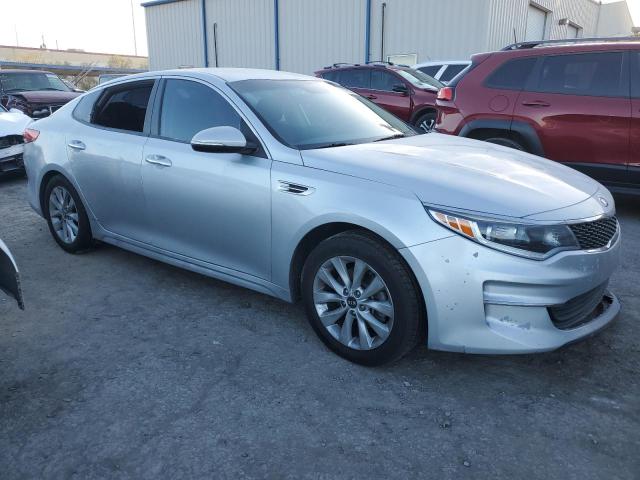 Photo 3 VIN: 5XXGT4L32HG139513 - KIA OPTIMA 