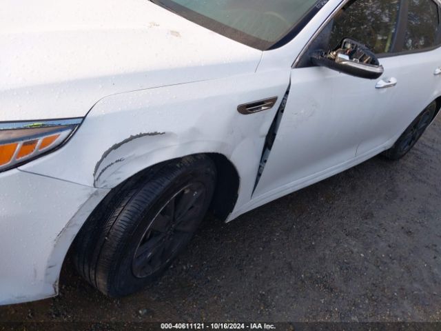 Photo 5 VIN: 5XXGT4L32JG183341 - KIA OPTIMA 