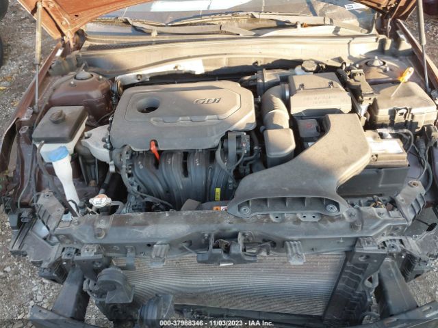 Photo 9 VIN: 5XXGT4L32JG209419 - KIA OPTIMA 