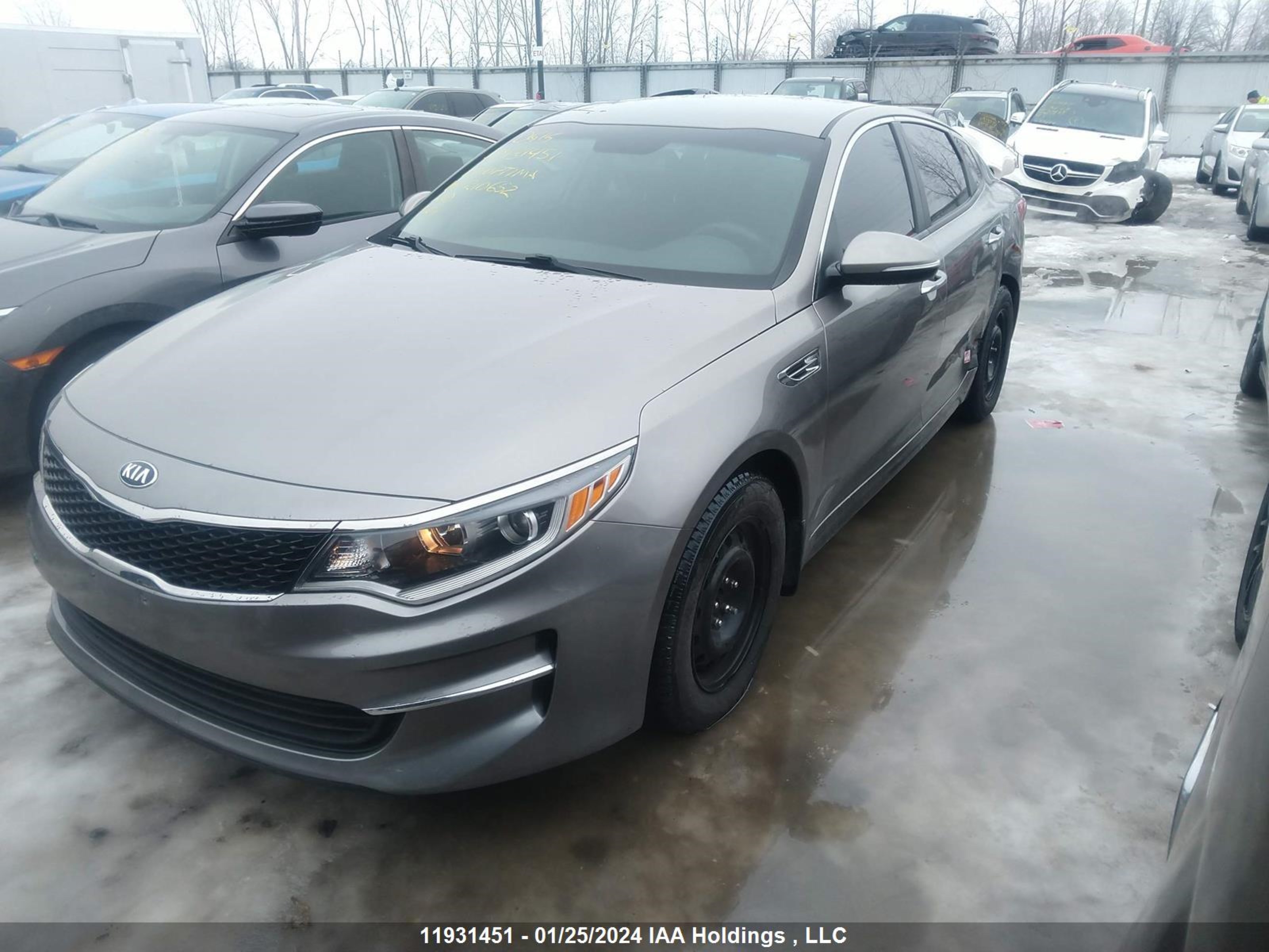 Photo 1 VIN: 5XXGT4L32JG210652 - KIA OPTIMA 