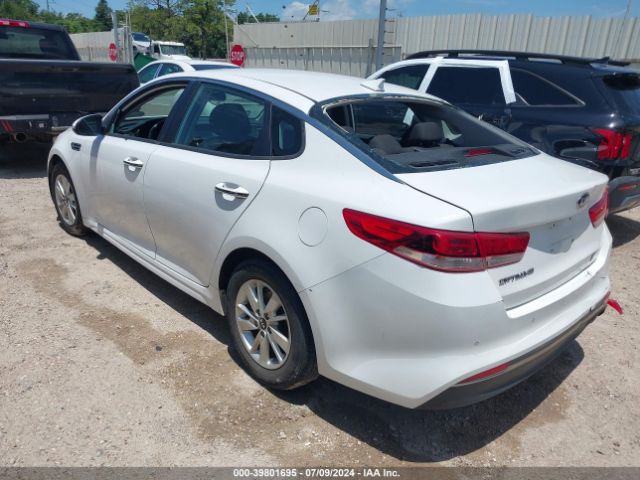 Photo 2 VIN: 5XXGT4L32JG211722 - KIA OPTIMA 