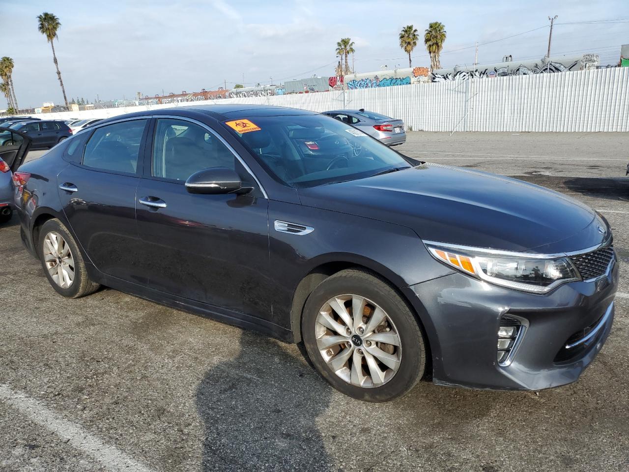 Photo 3 VIN: 5XXGT4L32JG242355 - KIA OPTIMA 