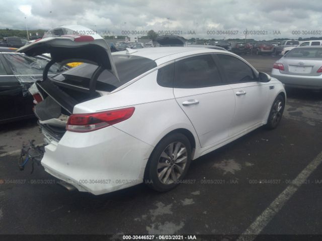 Photo 3 VIN: 5XXGT4L32JG253615 - KIA OPTIMA 