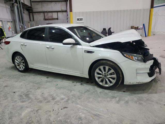 Photo 3 VIN: 5XXGT4L32JG255851 - KIA OPTIMA LX 