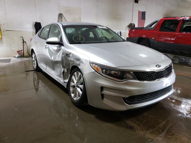 Photo 0 VIN: 5XXGT4L32JG260208 - KIA OPTIMA LX 