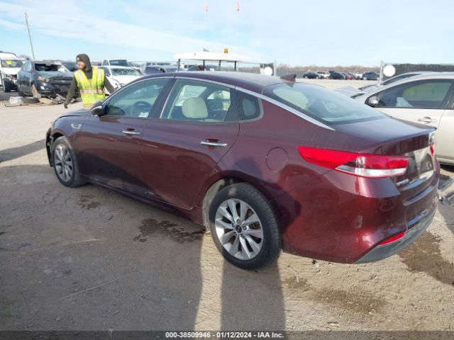 Photo 2 VIN: 5XXGT4L32JG263996 - KIA OPTIMA 