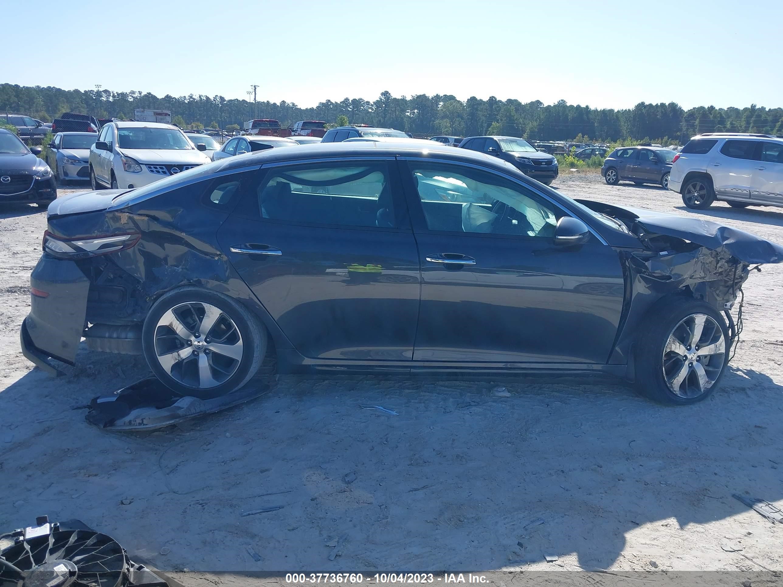 Photo 11 VIN: 5XXGT4L32KG314074 - KIA OPTIMA 