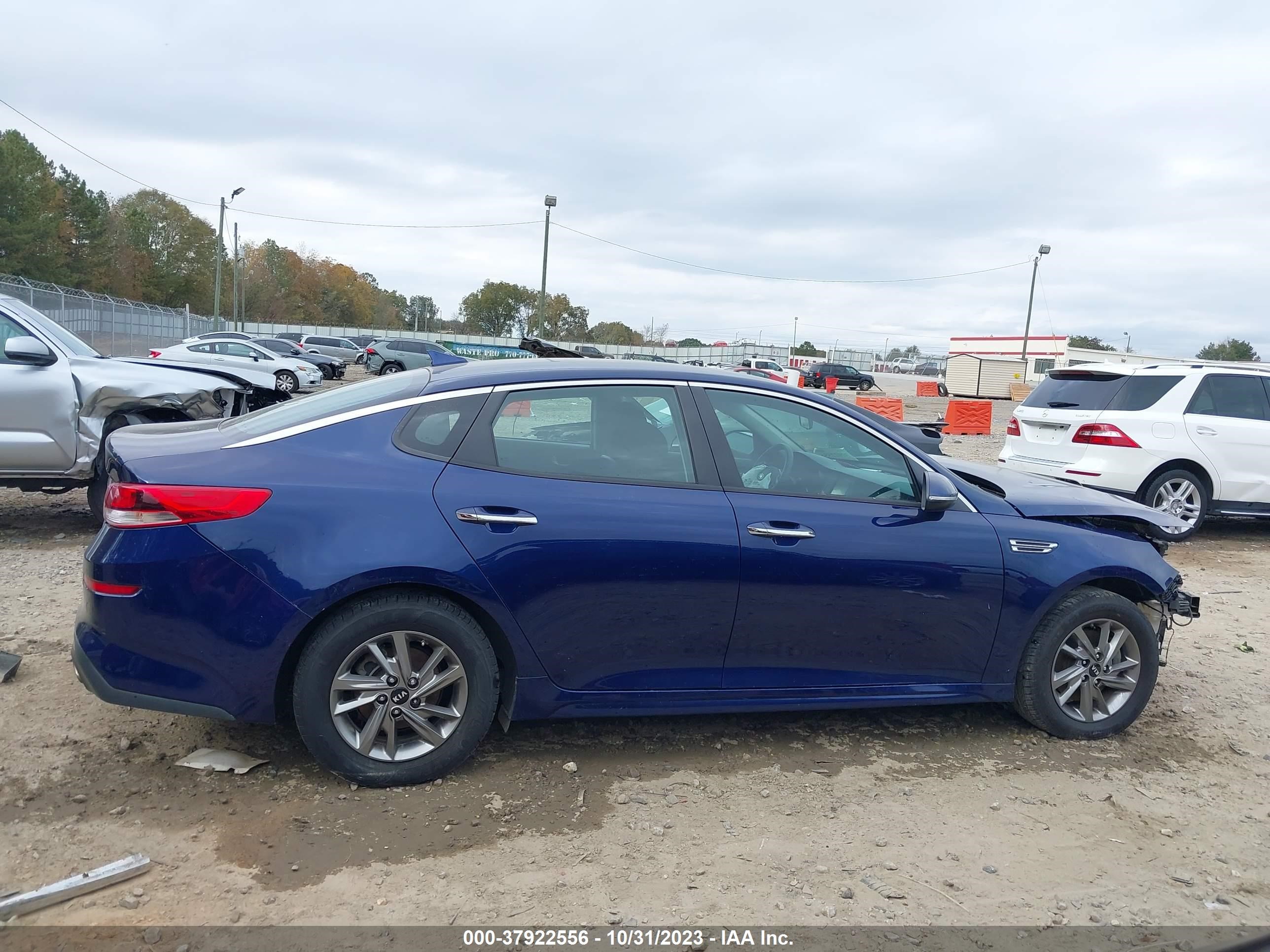 Photo 13 VIN: 5XXGT4L32KG334230 - KIA OPTIMA 