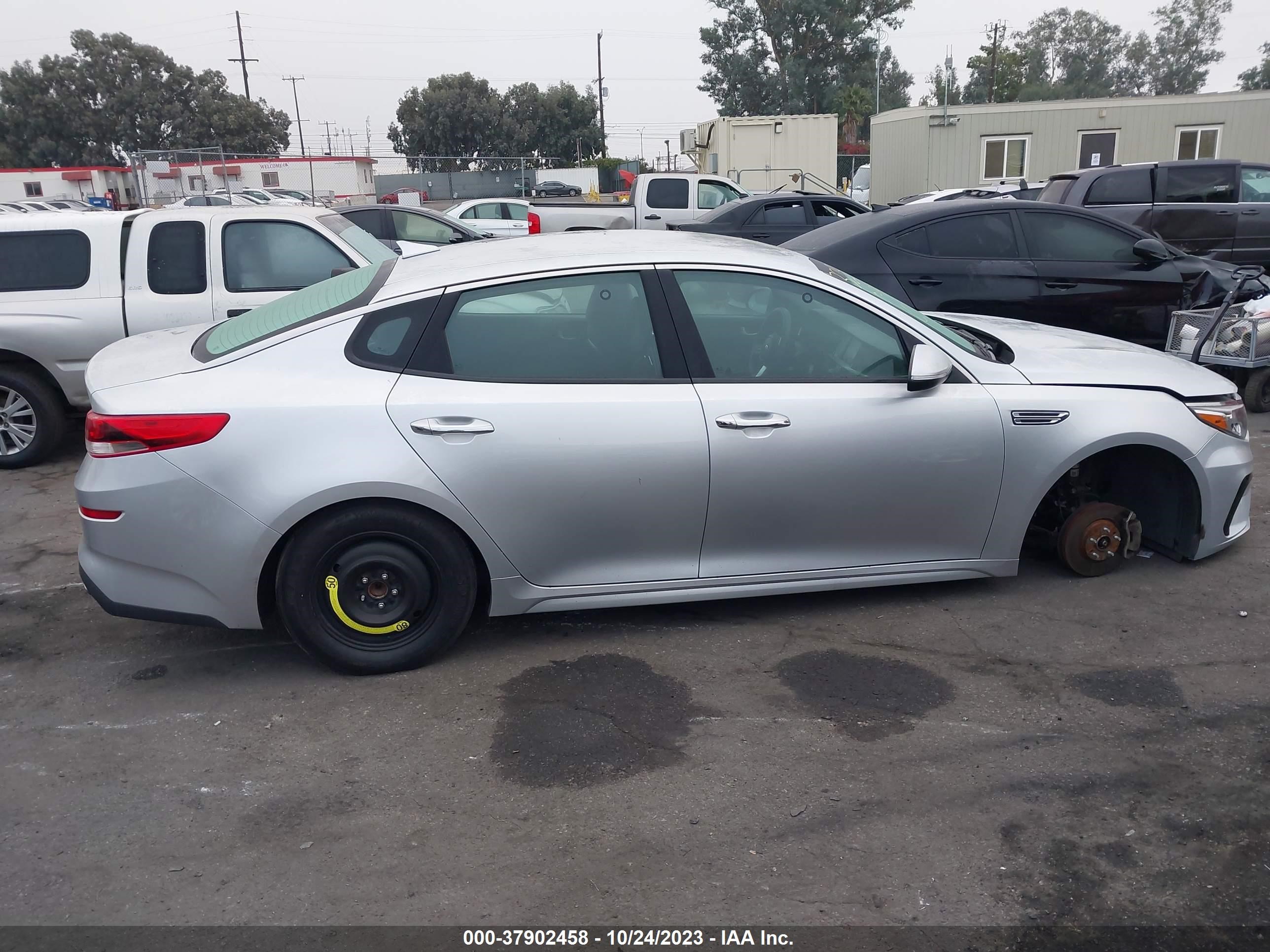 Photo 11 VIN: 5XXGT4L32KG337404 - KIA OPTIMA 