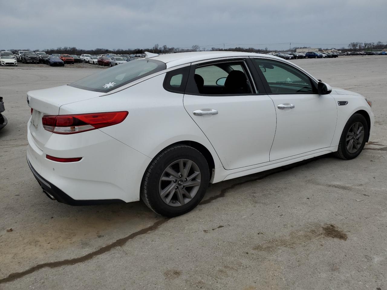 Photo 2 VIN: 5XXGT4L32LG413026 - KIA OPTIMA 