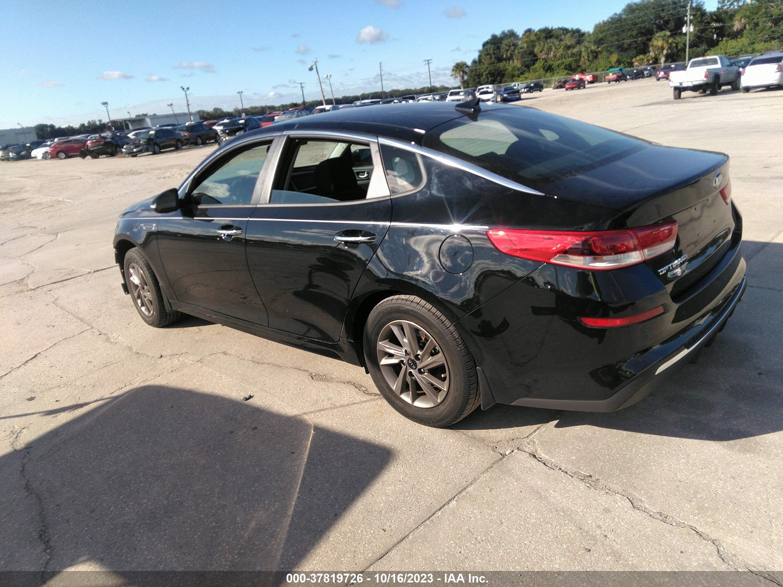 Photo 2 VIN: 5XXGT4L32LG415505 - KIA OPTIMA 