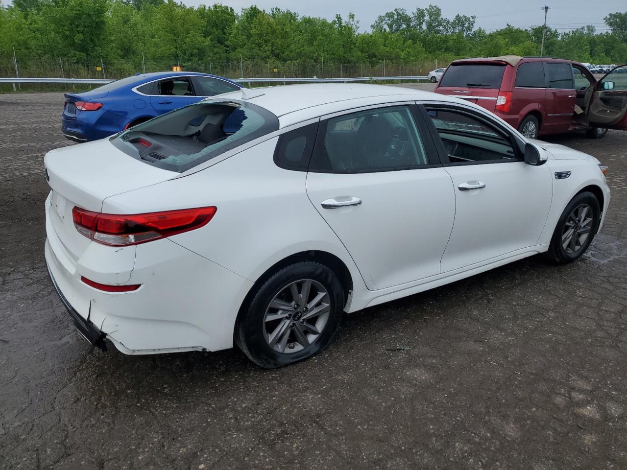 Photo 2 VIN: 5XXGT4L32LG419229 - KIA OPTIMA 