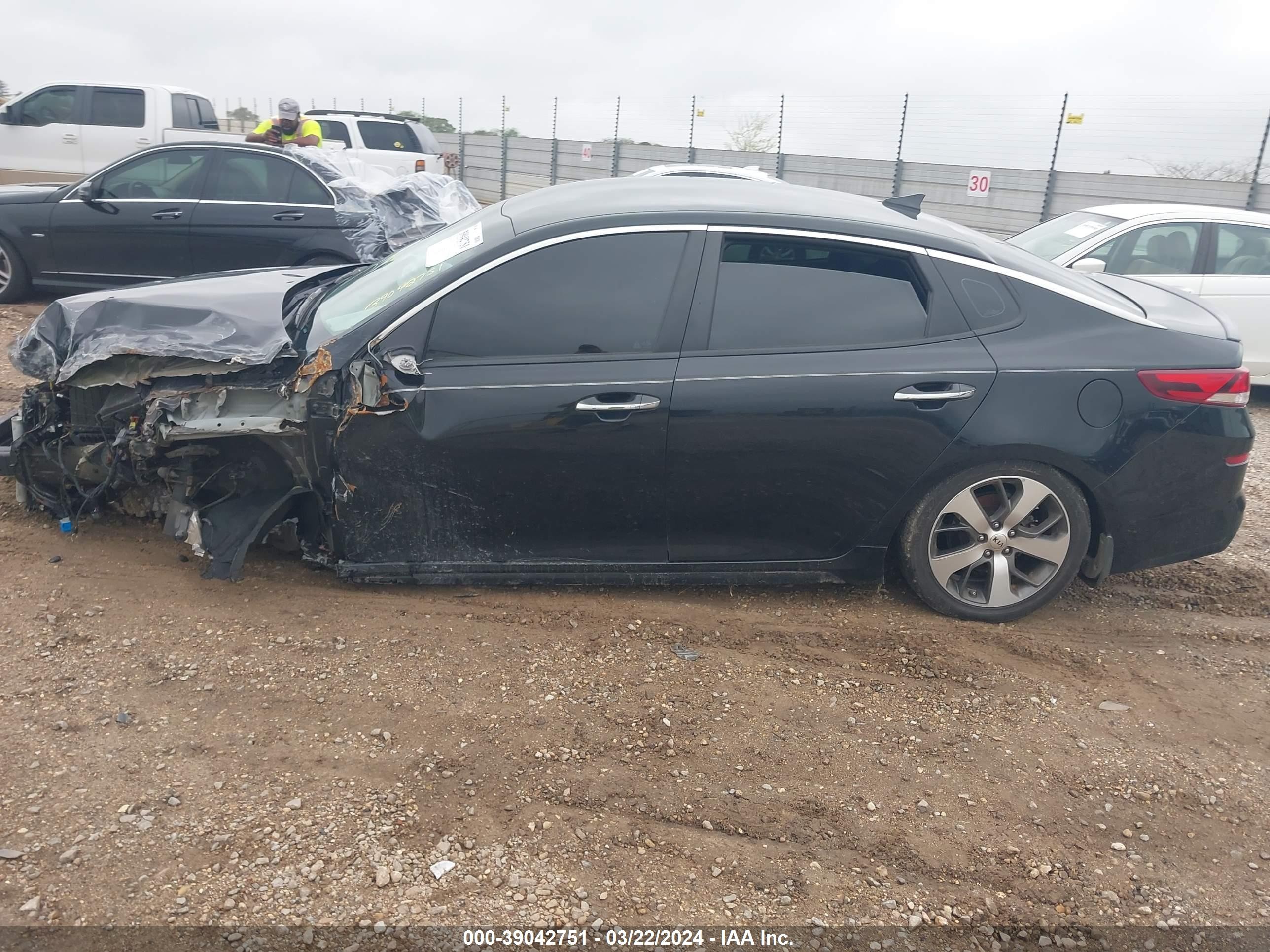 Photo 13 VIN: 5XXGT4L32LG449959 - KIA OPTIMA 