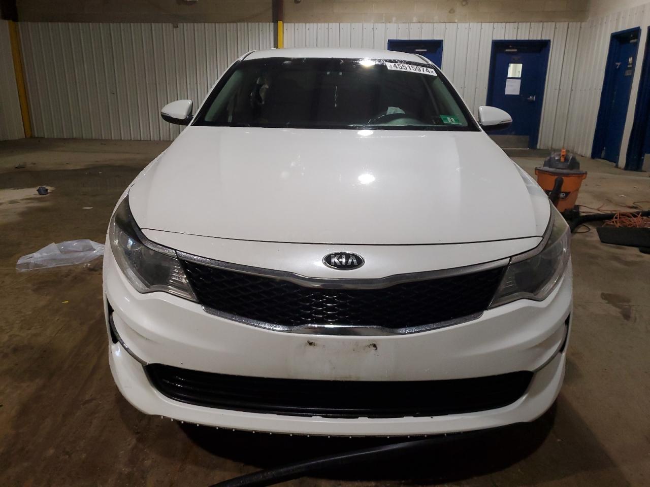 Photo 4 VIN: 5XXGT4L33GG043095 - KIA OPTIMA 