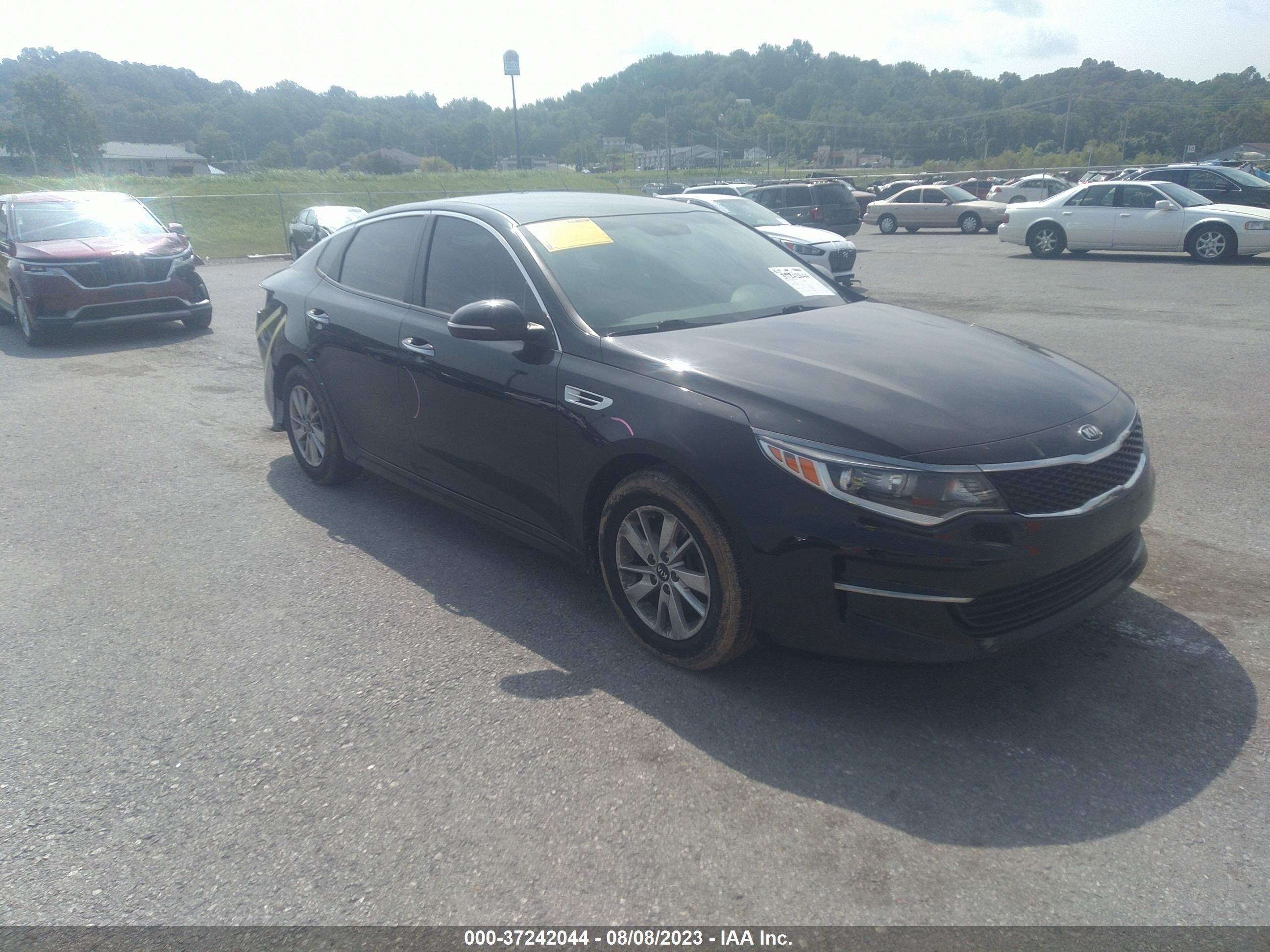 Photo 0 VIN: 5XXGT4L33GG104008 - KIA OPTIMA 