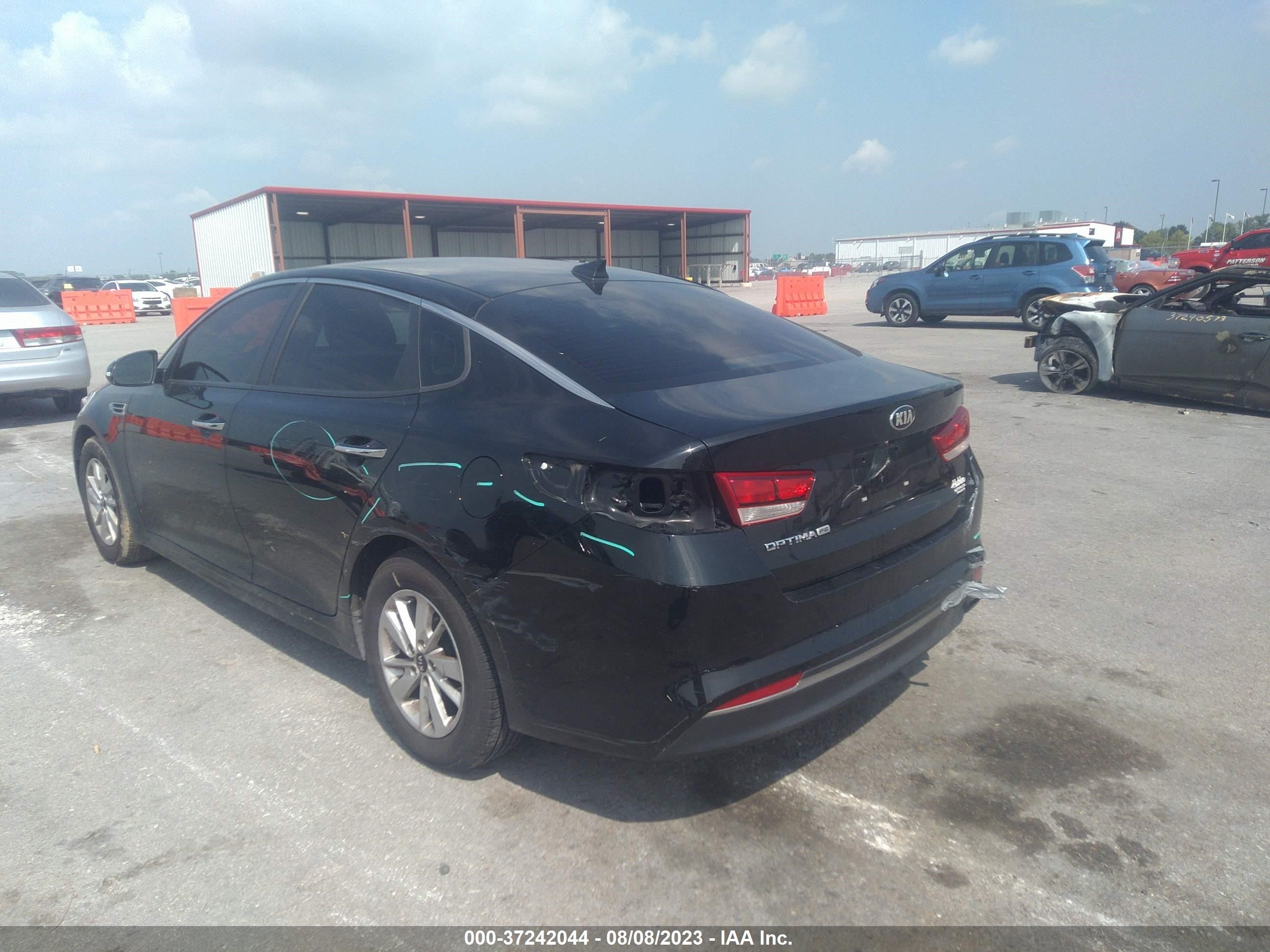 Photo 5 VIN: 5XXGT4L33GG104008 - KIA OPTIMA 