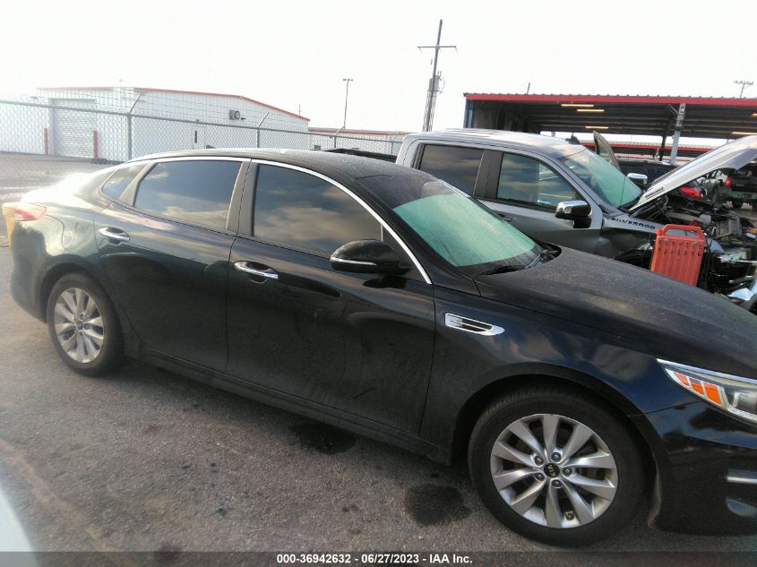 Photo 12 VIN: 5XXGT4L33HG131307 - KIA OPTIMA 