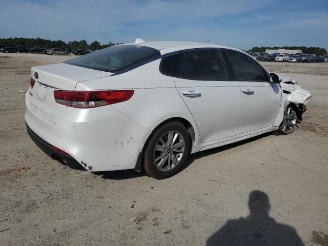 Photo 2 VIN: 5XXGT4L33HG161584 - KIA OPTIMA 