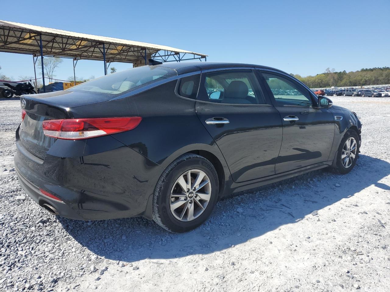 Photo 2 VIN: 5XXGT4L33JG182845 - KIA OPTIMA 