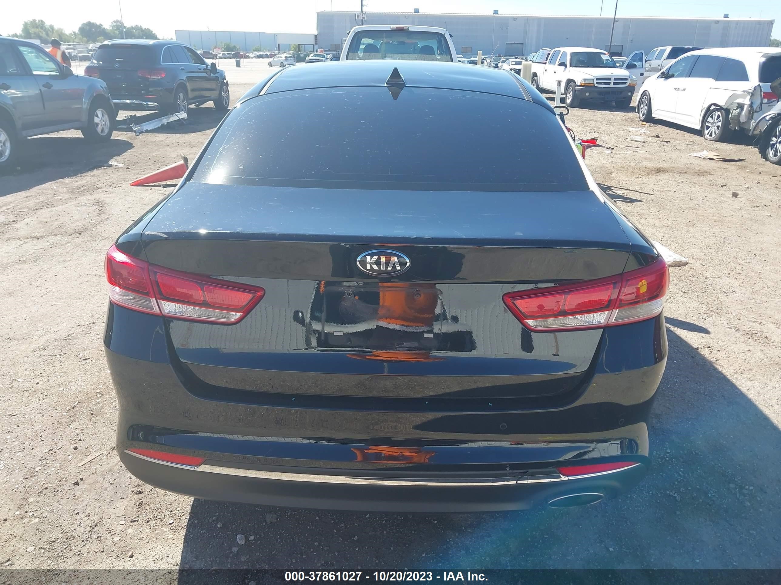 Photo 15 VIN: 5XXGT4L33JG207839 - KIA OPTIMA 