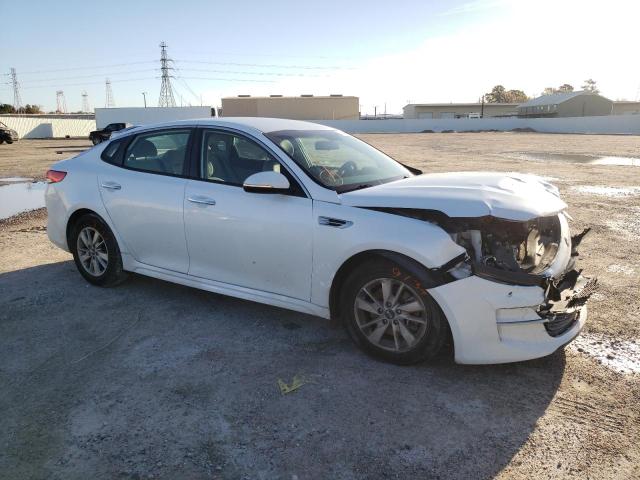 Photo 3 VIN: 5XXGT4L33JG211602 - KIA OPTIMA 