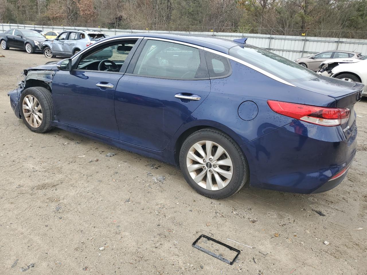 Photo 1 VIN: 5XXGT4L33JG214631 - KIA OPTIMA 