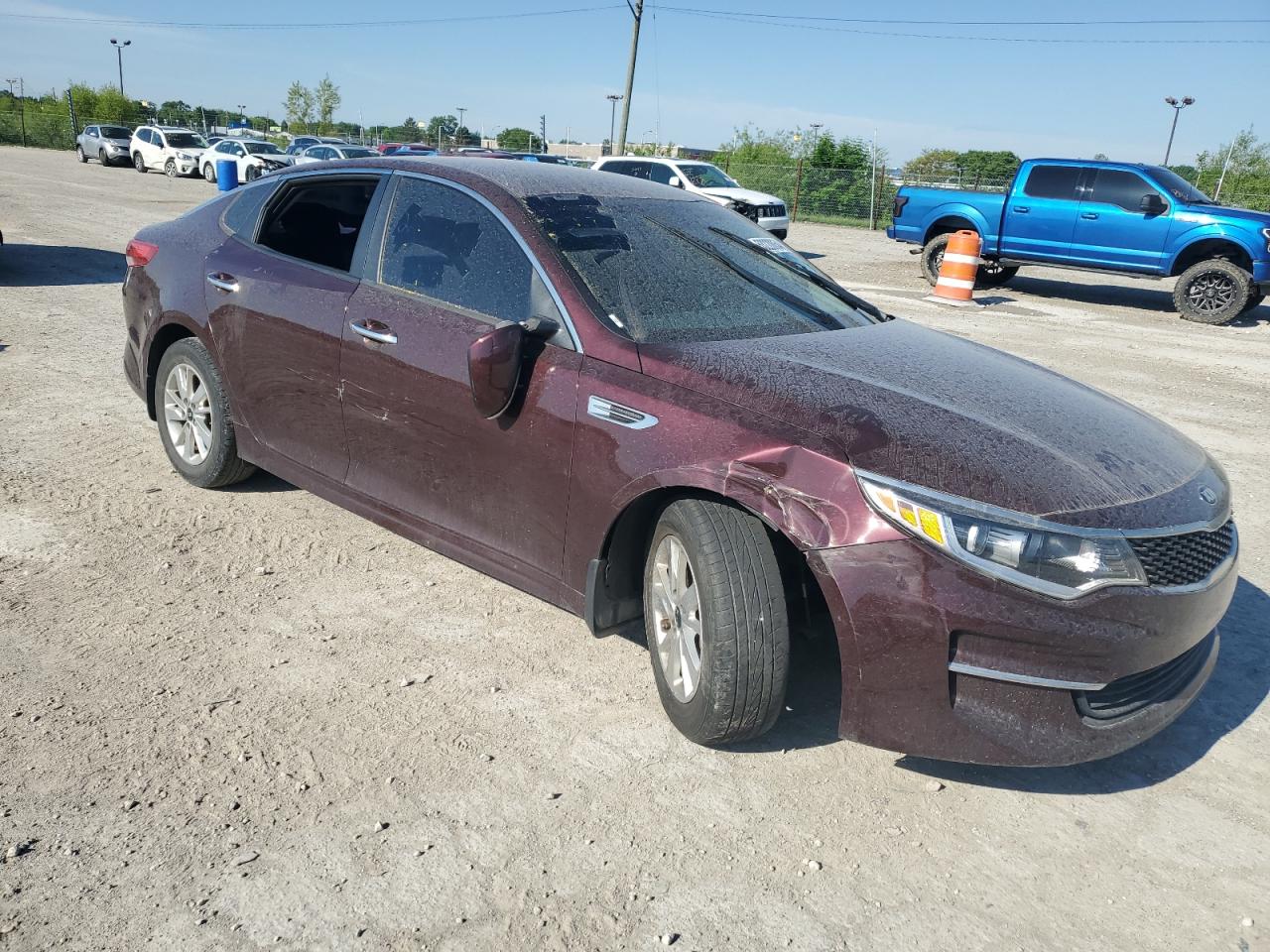 Photo 3 VIN: 5XXGT4L33JG225483 - KIA OPTIMA 