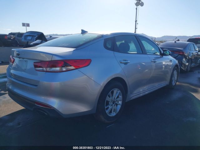 Photo 3 VIN: 5XXGT4L33JG229582 - KIA OPTIMA 