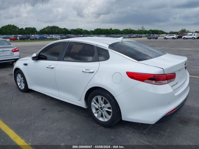 Photo 2 VIN: 5XXGT4L33JG235026 - KIA OPTIMA 