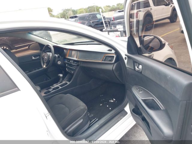 Photo 4 VIN: 5XXGT4L33JG235026 - KIA OPTIMA 