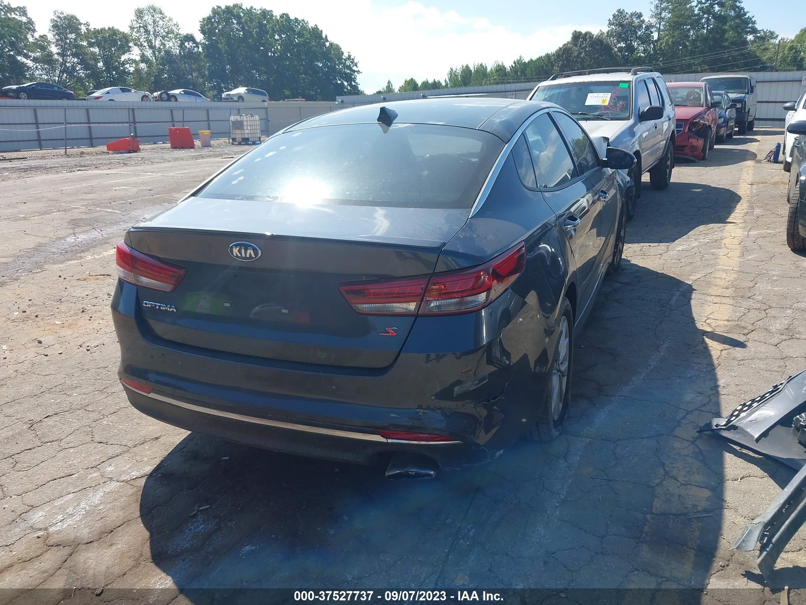 Photo 3 VIN: 5XXGT4L33JG241621 - KIA OPTIMA 