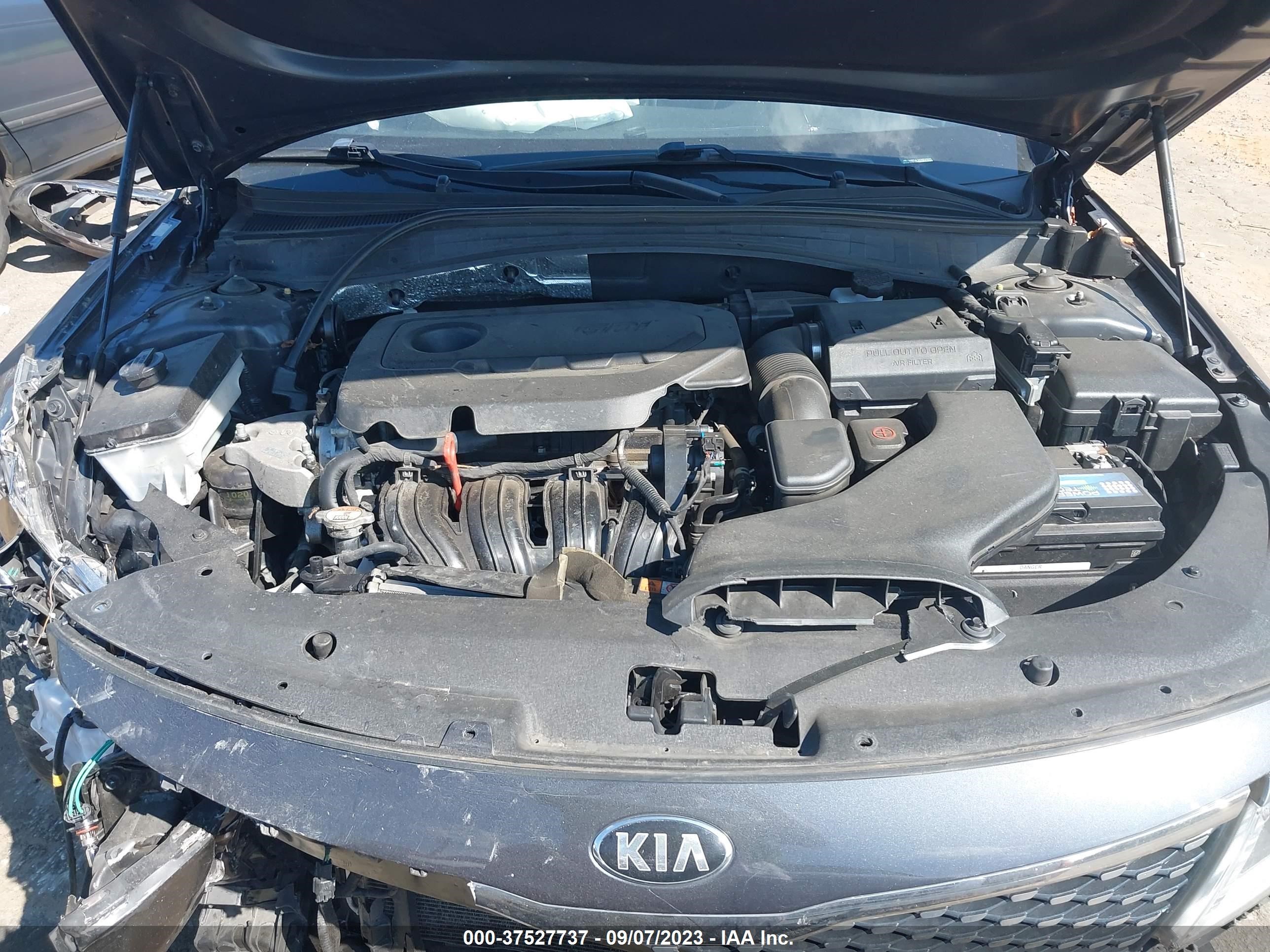 Photo 9 VIN: 5XXGT4L33JG241621 - KIA OPTIMA 