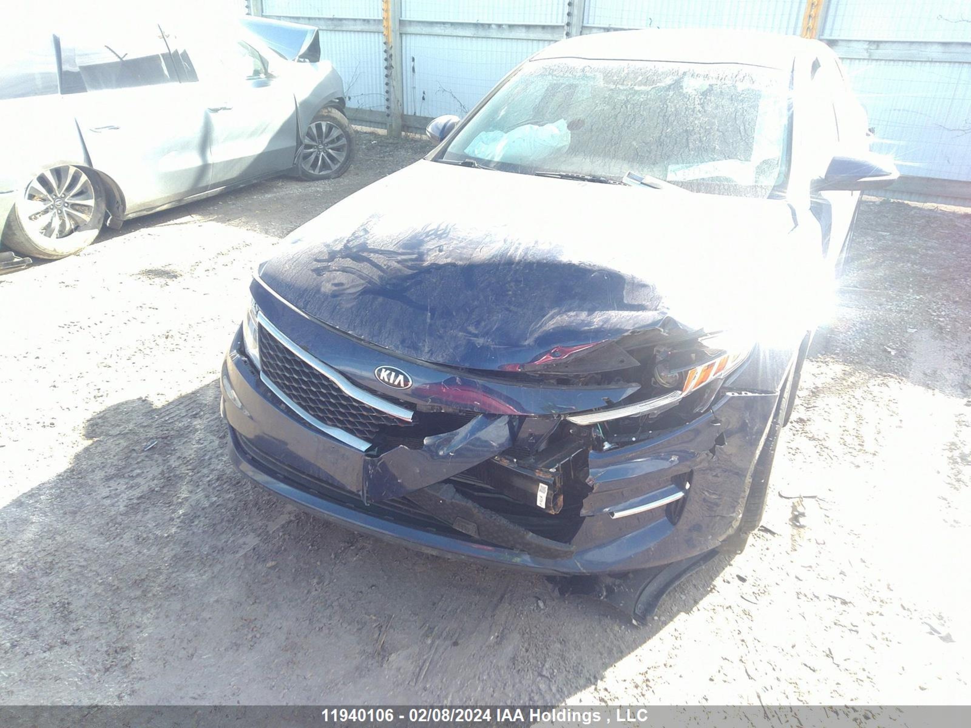 Photo 5 VIN: 5XXGT4L33JG250383 - KIA OPTIMA 