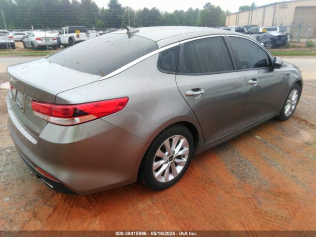 Photo 3 VIN: 5XXGT4L33JG272612 - KIA OPTIMA 