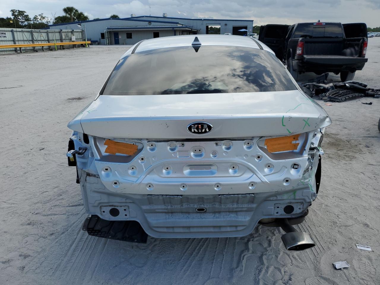 Photo 5 VIN: 5XXGT4L33KG343034 - KIA OPTIMA 