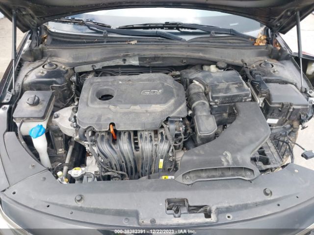 Photo 9 VIN: 5XXGT4L34GG002507 - KIA OPTIMA 