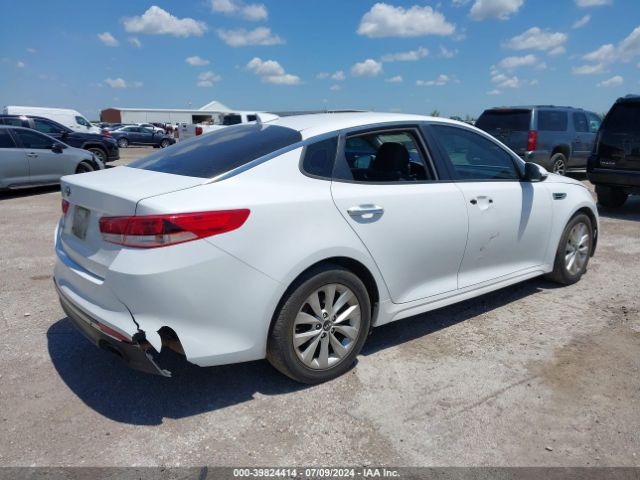 Photo 3 VIN: 5XXGT4L34GG047768 - KIA OPTIMA 