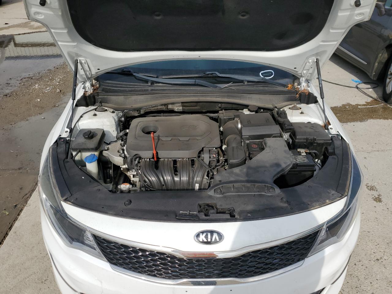 Photo 10 VIN: 5XXGT4L34HG170889 - KIA OPTIMA 