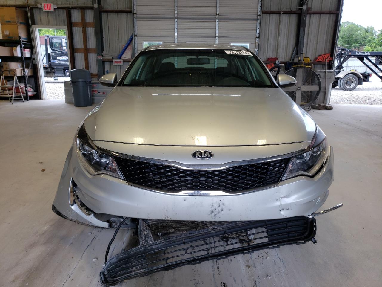 Photo 4 VIN: 5XXGT4L34JG228974 - KIA OPTIMA 