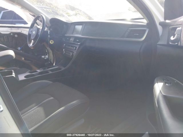 Photo 4 VIN: 5XXGT4L34JG234161 - KIA OPTIMA 